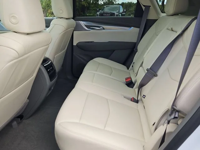 Nuevos CADILLAC XT5 à Estados chez autogozo
