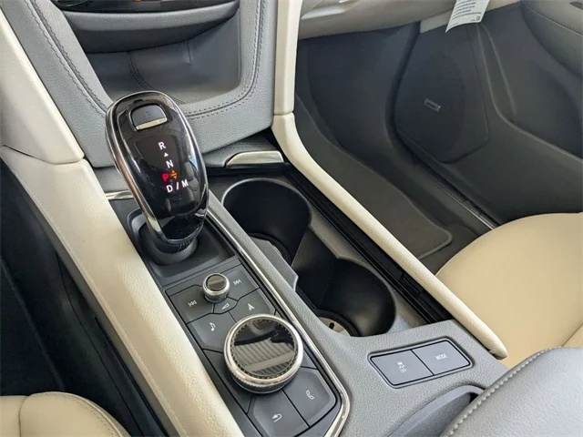 Nuevos CADILLAC XT5 à Estados chez autogozo
