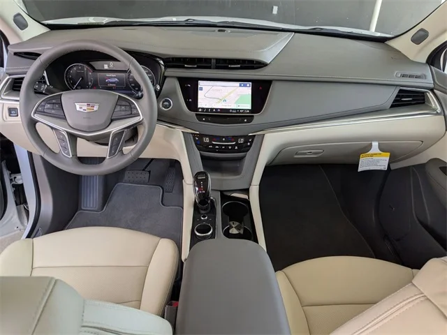 Nuevos CADILLAC XT5 à Estados chez autogozo