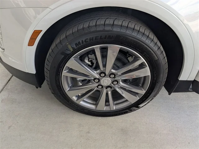 Nuevos CADILLAC XT5 à Estados chez autogozo