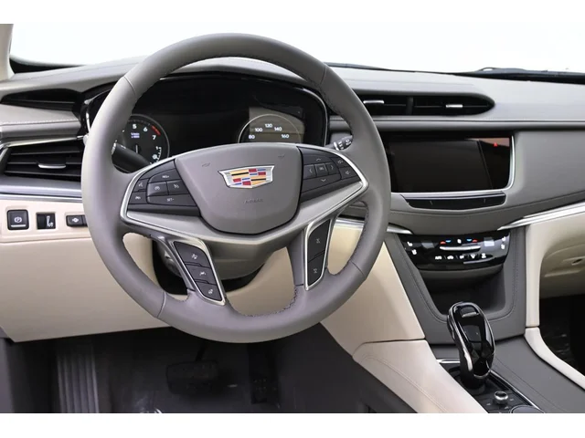Nuevos CADILLAC XT5 à Estados chez autogozo