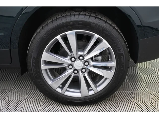 Nuevos CADILLAC XT5 à Estados chez autogozo