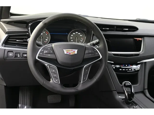Nuevos CADILLAC XT5 à Estados chez autogozo