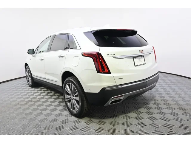 Nuevos CADILLAC XT5 à Estados chez autogozo