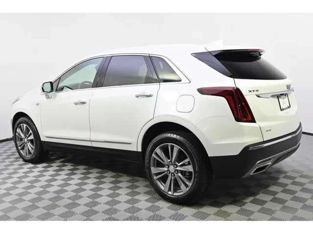 Nuevos CADILLAC XT5 à Estados chez autogozo