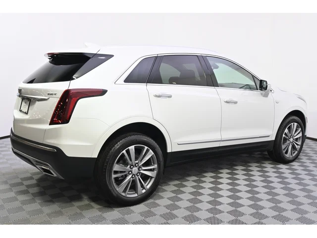Nuevos CADILLAC XT5 à Estados chez autogozo