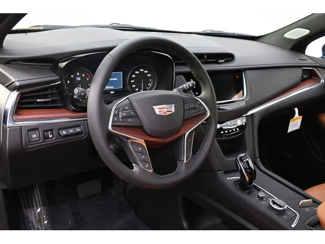 Nuevos CADILLAC XT5 à Estados chez autogozo