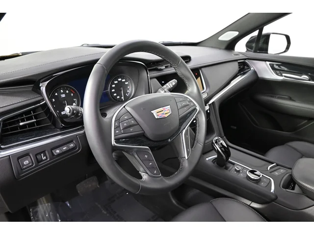 Nuevos CADILLAC XT5 à Estados chez autogozo