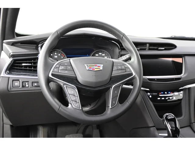 Nuevos CADILLAC XT5 à Estados chez autogozo