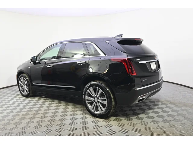 Nuevos CADILLAC XT5 à Estados chez autogozo