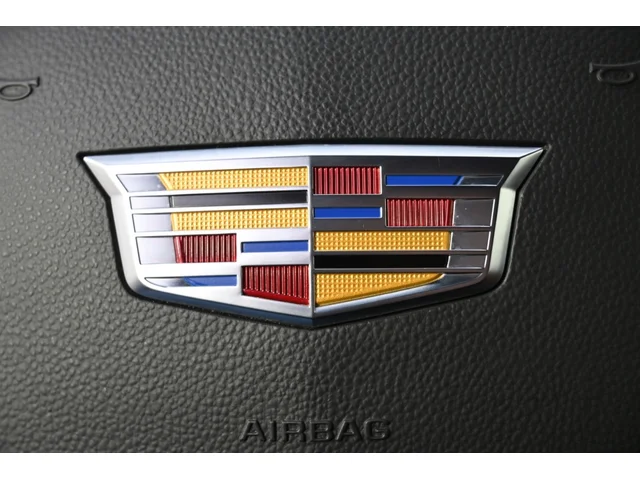 Nuevos CADILLAC XT5 à Estados chez autogozo