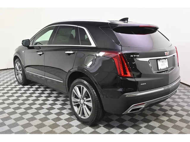 Nuevos CADILLAC XT5 à Estados chez autogozo