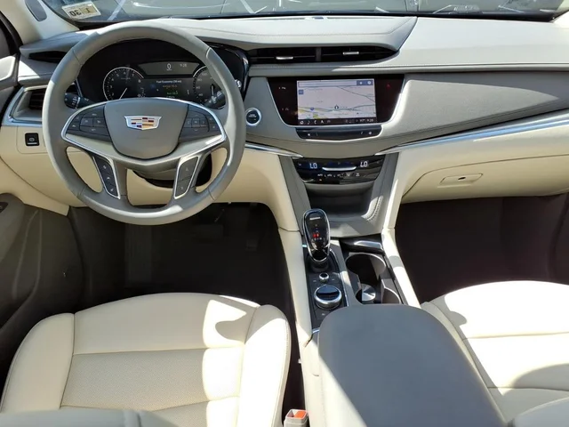 SEMINUEVOS CADILLAC XT5 a Vauxhall en Maplecrest Ford Lincoln of Union