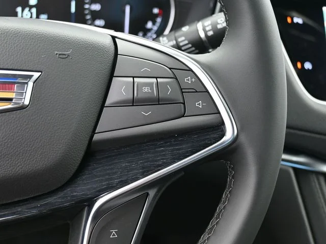 Nuevos CADILLAC XT5 à Estados chez autogozo