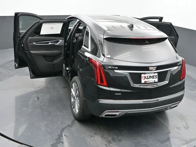 Nuevos CADILLAC XT5 à Estados chez autogozo