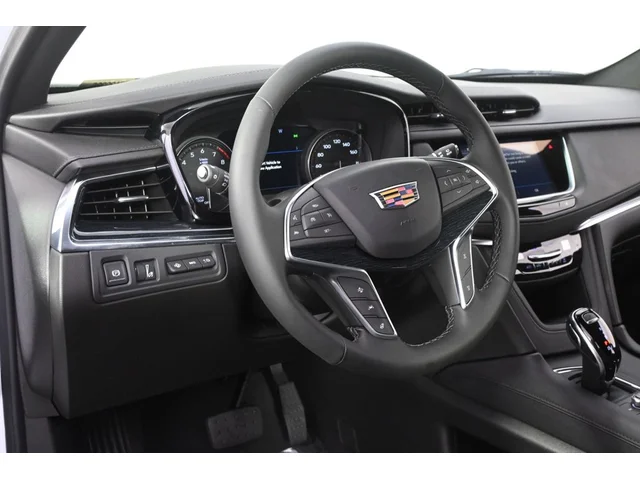 Nuevos CADILLAC XT5 à Estados chez autogozo