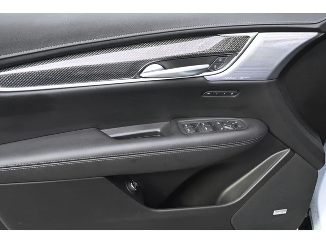 Nuevos CADILLAC XT5 à Estados chez autogozo