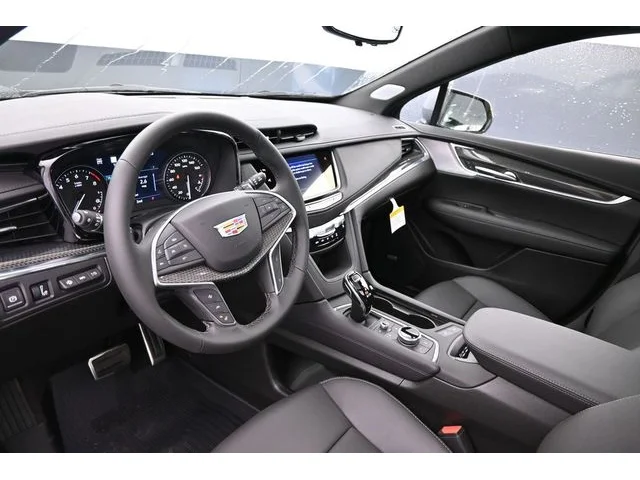 Nuevos CADILLAC XT5 à Estados chez autogozo