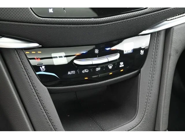 Nuevos CADILLAC XT5 à Estados chez autogozo