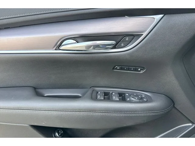 SEMINUEVOS CADILLAC XT6 at ELK GROVE in Elk Grove Buick GMC