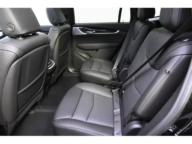 Nuevos CADILLAC XT6 à Estados chez autogozo