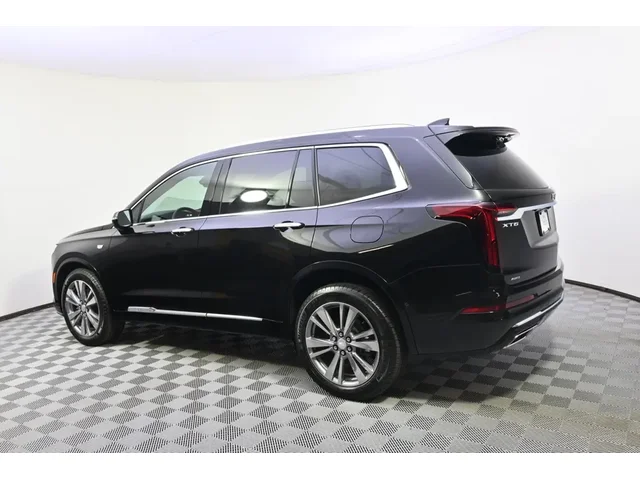 Nuevos CADILLAC XT6 à Estados chez autogozo