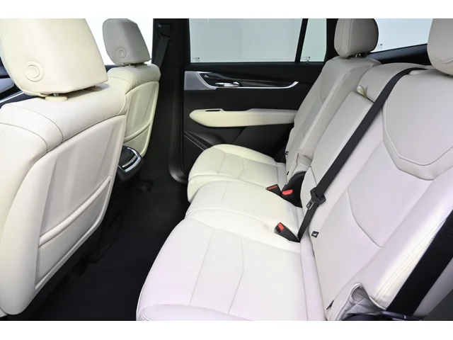 Nuevos CADILLAC XT6 à Estados chez autogozo