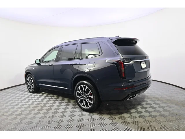Nuevos CADILLAC XT6 à Estados chez autogozo