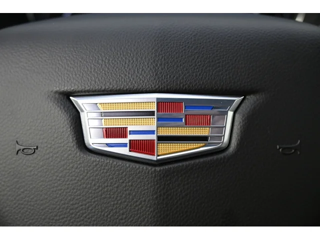 Nuevos CADILLAC XT6 à Estados chez autogozo