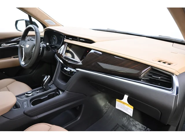 Nuevos CADILLAC XT6 à Estados chez autogozo