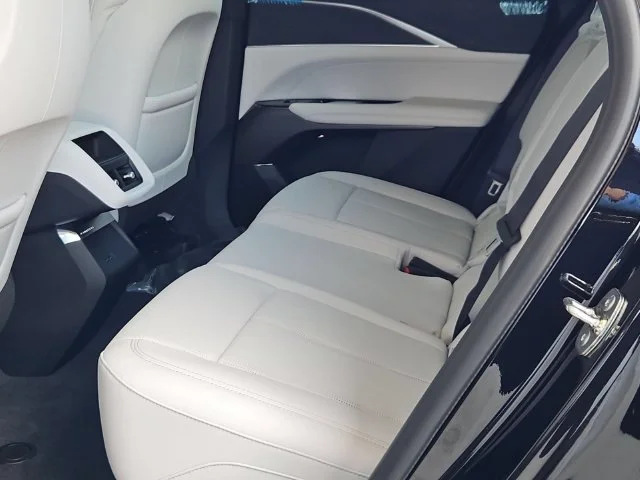 Nuevos CADILLAC LYRIQ à Estados chez autogozo