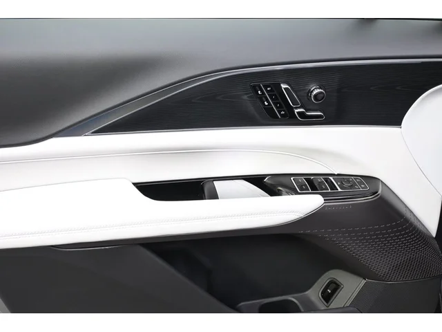 Nuevos CADILLAC LYRIQ à Estados chez autogozo