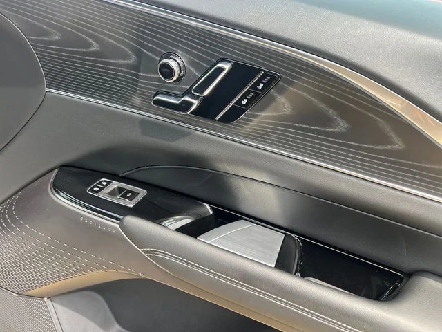 SEMINUEVOS CADILLAC LYRIQ a Estados en autogozo