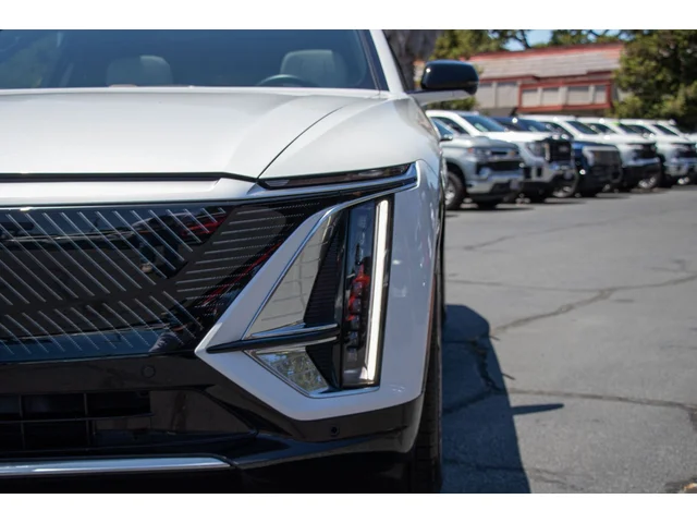 SEMINUEVOS CADILLAC LYRIQ a Estados en autogozo