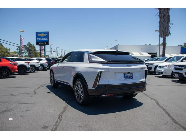SEMINUEVOS CADILLAC LYRIQ a Estados en autogozo