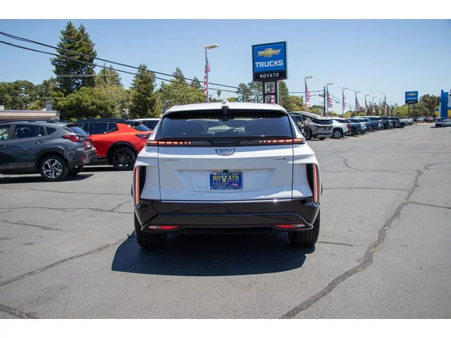 SEMINUEVOS CADILLAC LYRIQ a Estados en autogozo