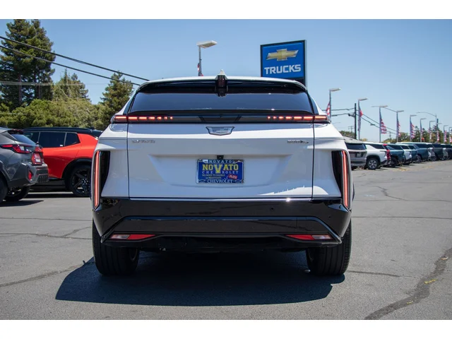 SEMINUEVOS CADILLAC LYRIQ a Estados en autogozo