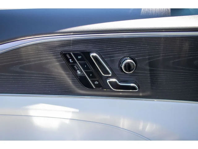 SEMINUEVOS CADILLAC LYRIQ a Estados en autogozo