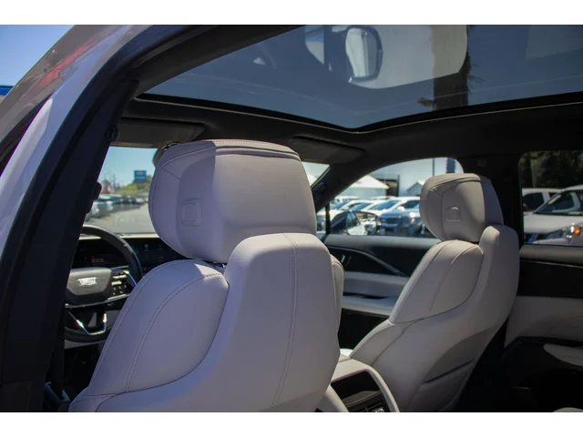 SEMINUEVOS CADILLAC LYRIQ a Estados en autogozo