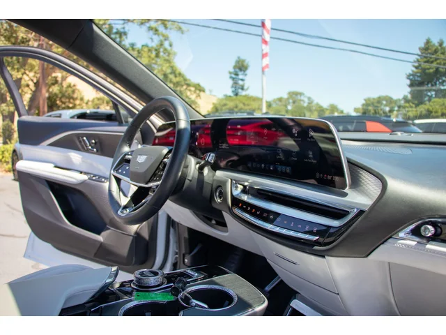 SEMINUEVOS CADILLAC LYRIQ a Estados en autogozo