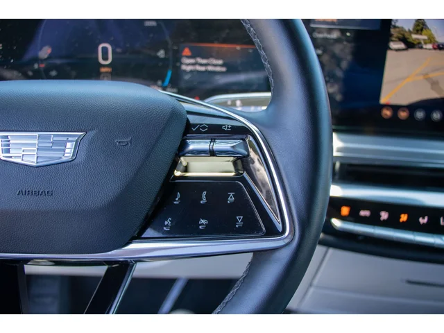 SEMINUEVOS CADILLAC LYRIQ a Estados en autogozo