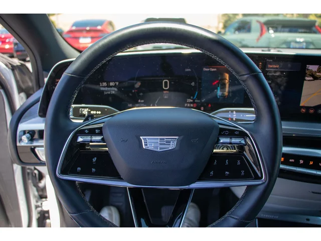 SEMINUEVOS CADILLAC LYRIQ a Estados en autogozo