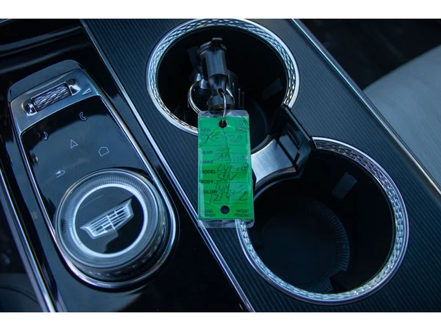 SEMINUEVOS CADILLAC LYRIQ a Estados en autogozo