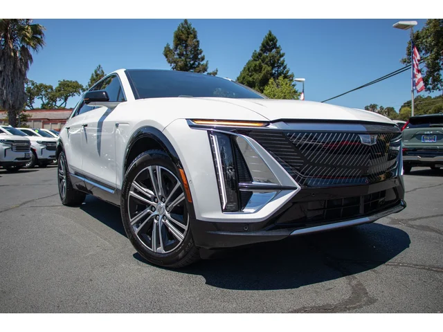 SEMINUEVOS CADILLAC LYRIQ a Estados en autogozo