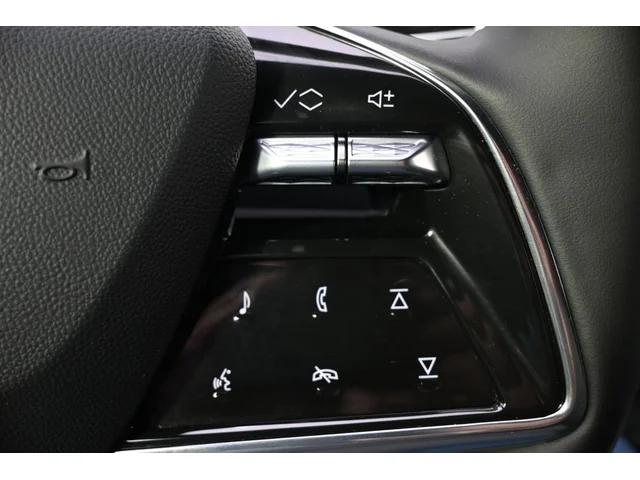 Nuevos CADILLAC LYRIQ à Estados chez autogozo
