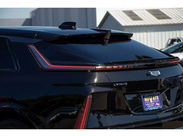 SEMINUEVOS CADILLAC LYRIQ a Estados en autogozo