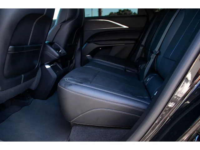 SEMINUEVOS CADILLAC LYRIQ a Estados en autogozo