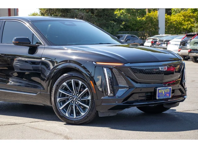 SEMINUEVOS CADILLAC LYRIQ a Estados en autogozo