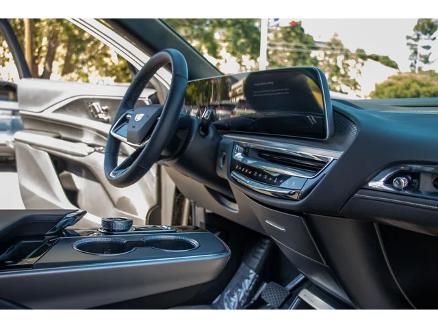 SEMINUEVOS CADILLAC LYRIQ a Estados en autogozo