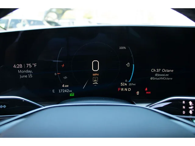 SEMINUEVOS CADILLAC LYRIQ a Estados en autogozo